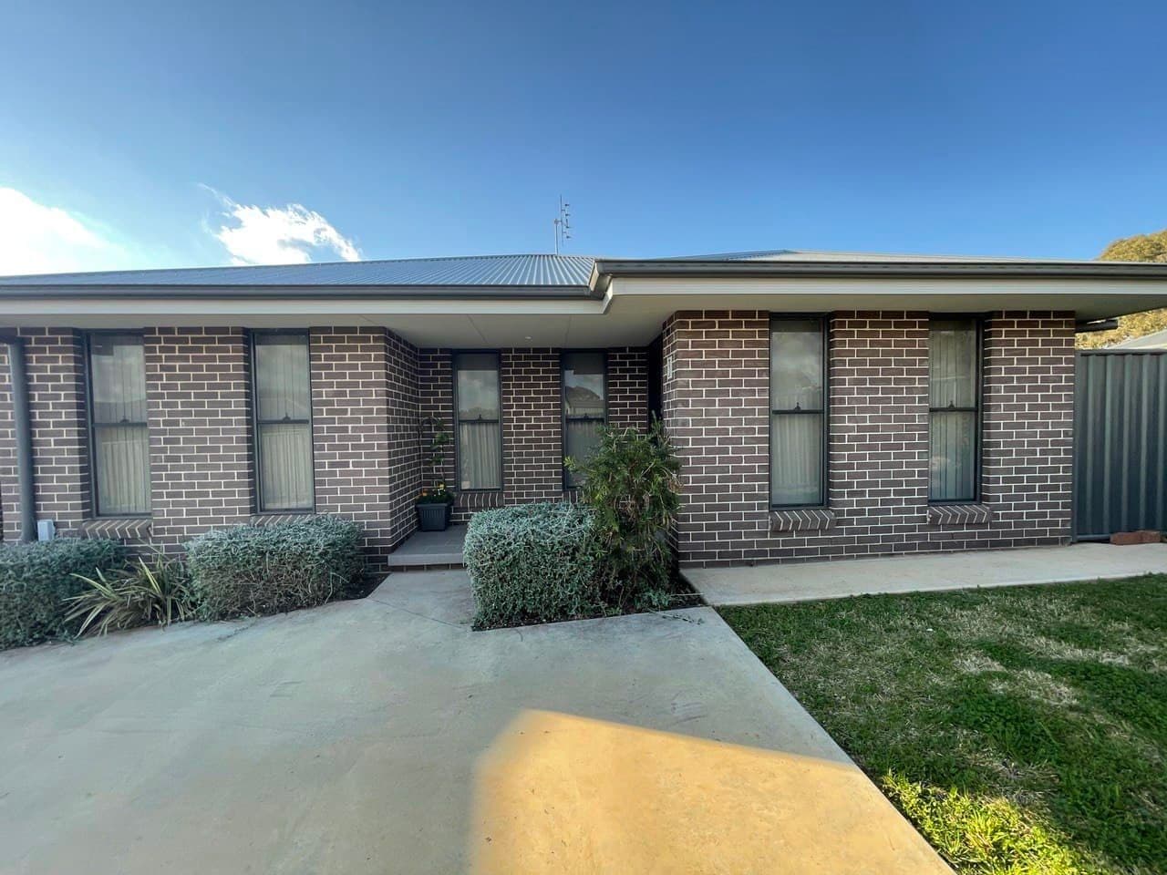 8 Clancy Place, Parkes NSW 2870, Parkes - Thumbnail 2