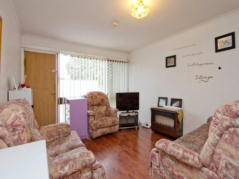 23 Fairway Street, FRANKSTON VIC 3199, Frankston - Thumbnail 3