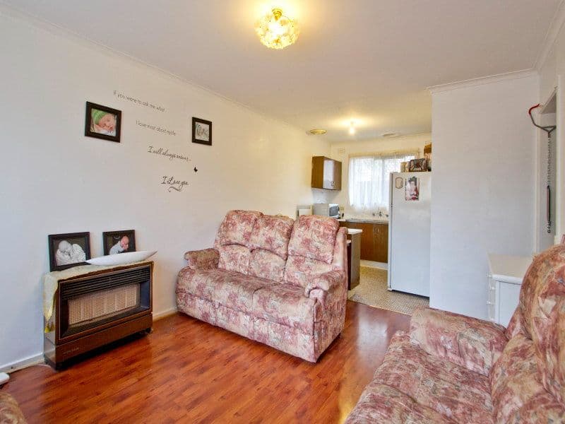 23 Fairway Street, FRANKSTON VIC 3199, Frankston - Thumbnail 4