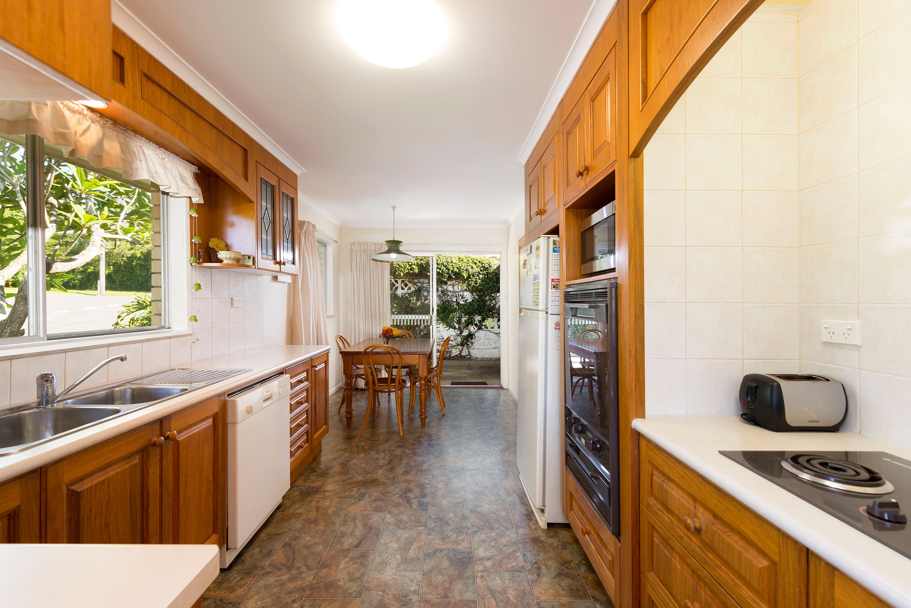 1 Tamara Street, The Gap QLD 4061, The Gap - Thumbnail 7
