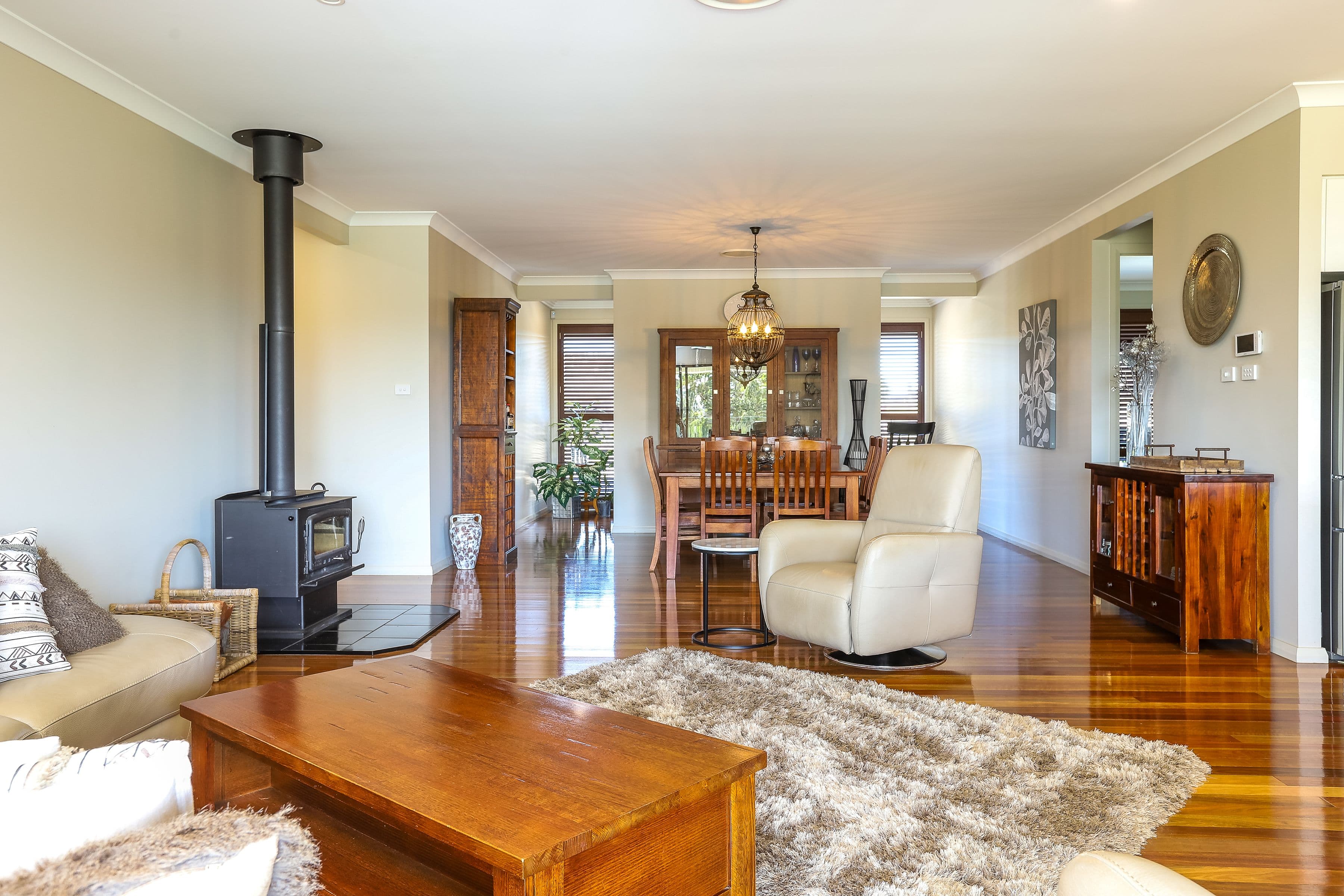 3 Deptford Close, Clarence Town - Thumbnail 2