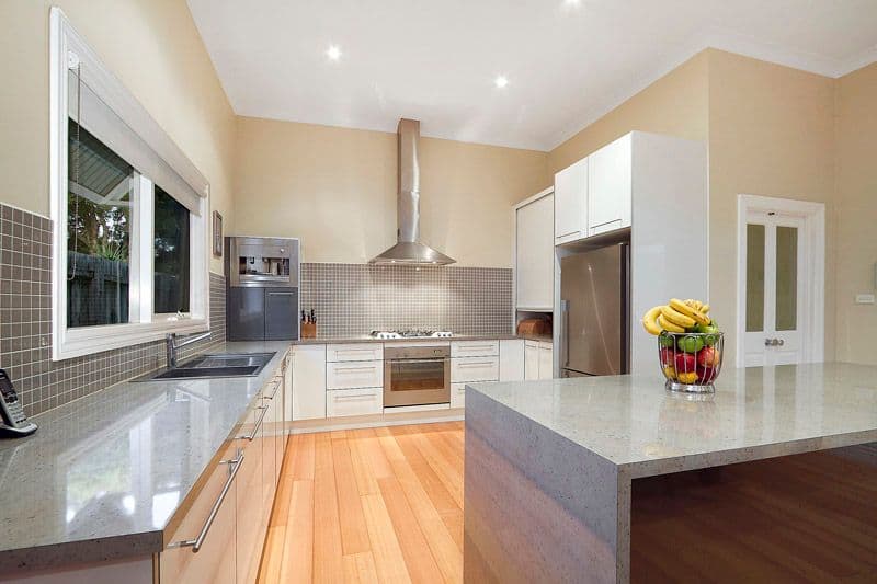 4 Truganini Road, CARNEGIE VIC 3163, Carnegie - Thumbnail 2