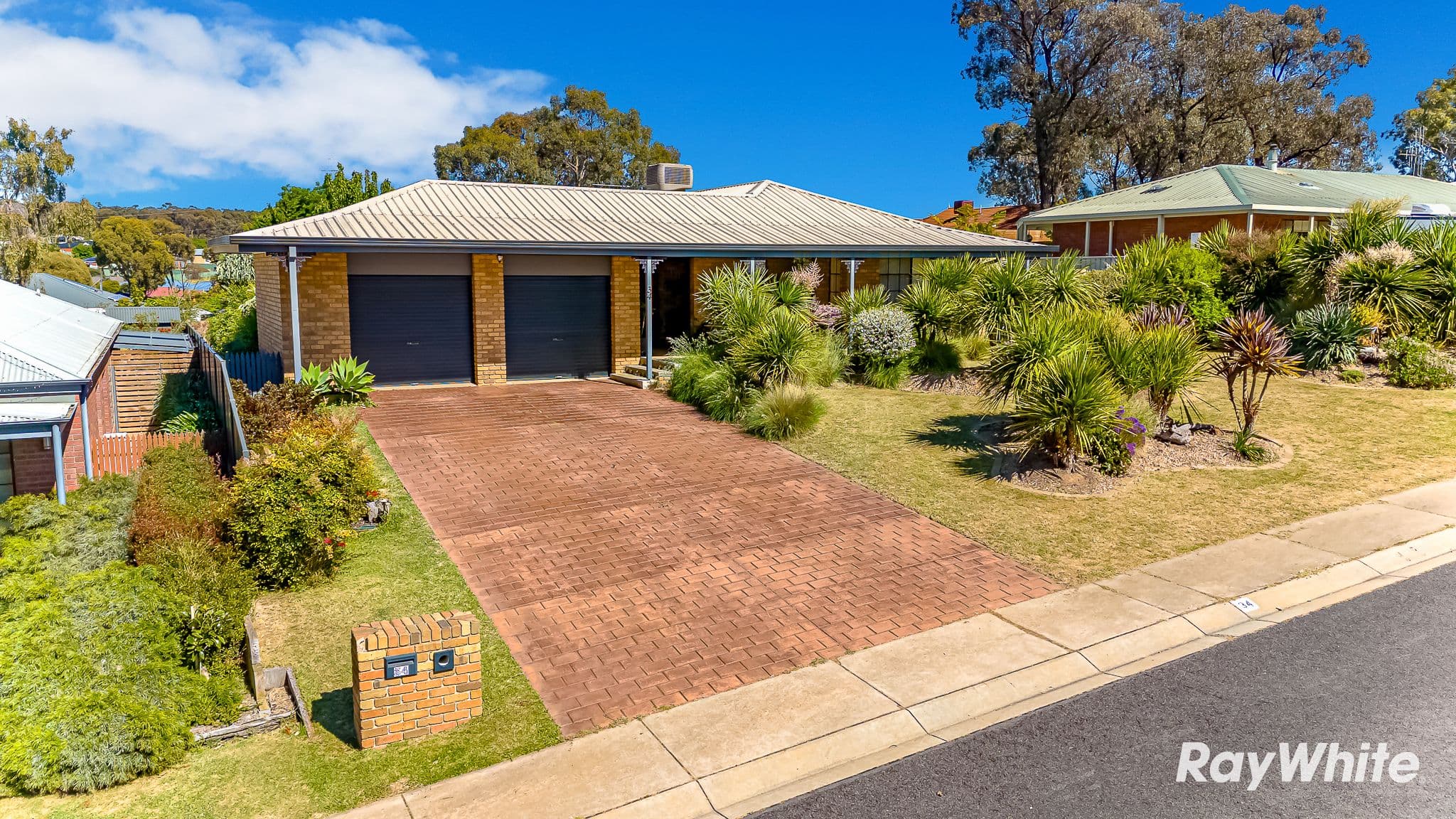 34 Akoonah Drive, Golden Square VIC 3555, Golden Square - Image 1