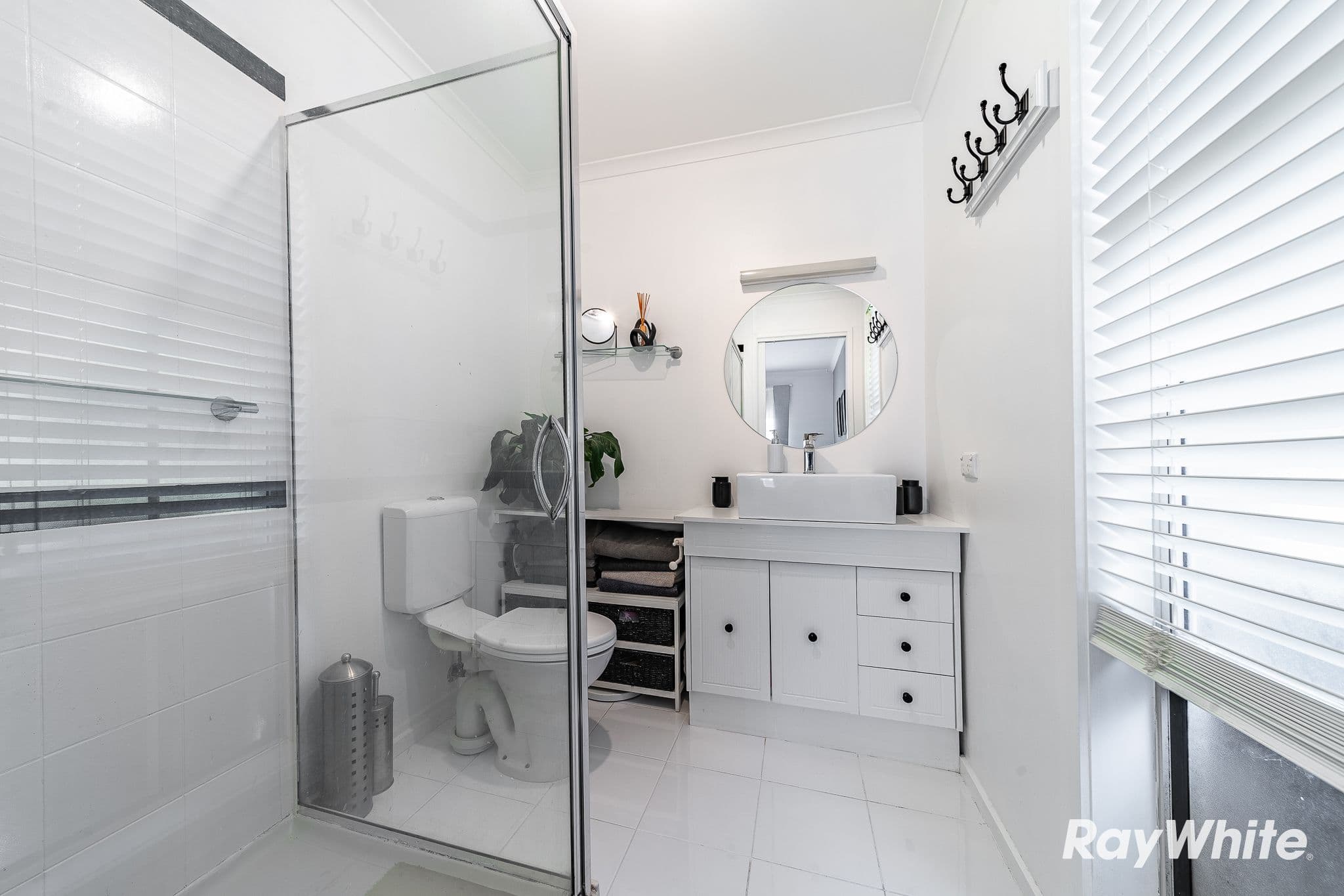34 Akoonah Drive, Golden Square VIC 3555, Golden Square - Thumbnail 4