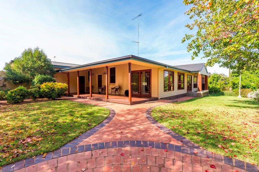 56 Hyandra Street, Griffith - Image 1