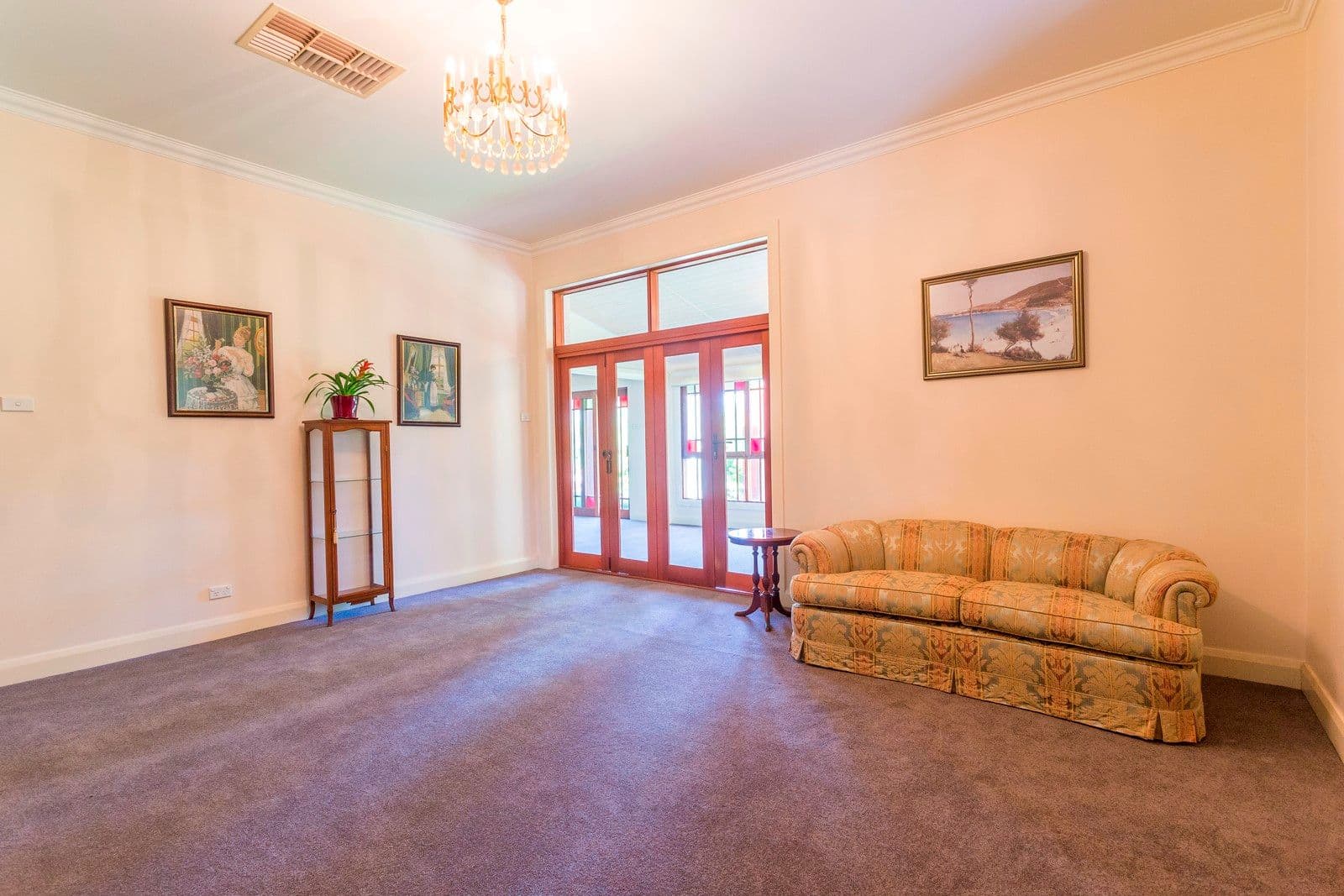 56 Hyandra Street, Griffith - Thumbnail 4