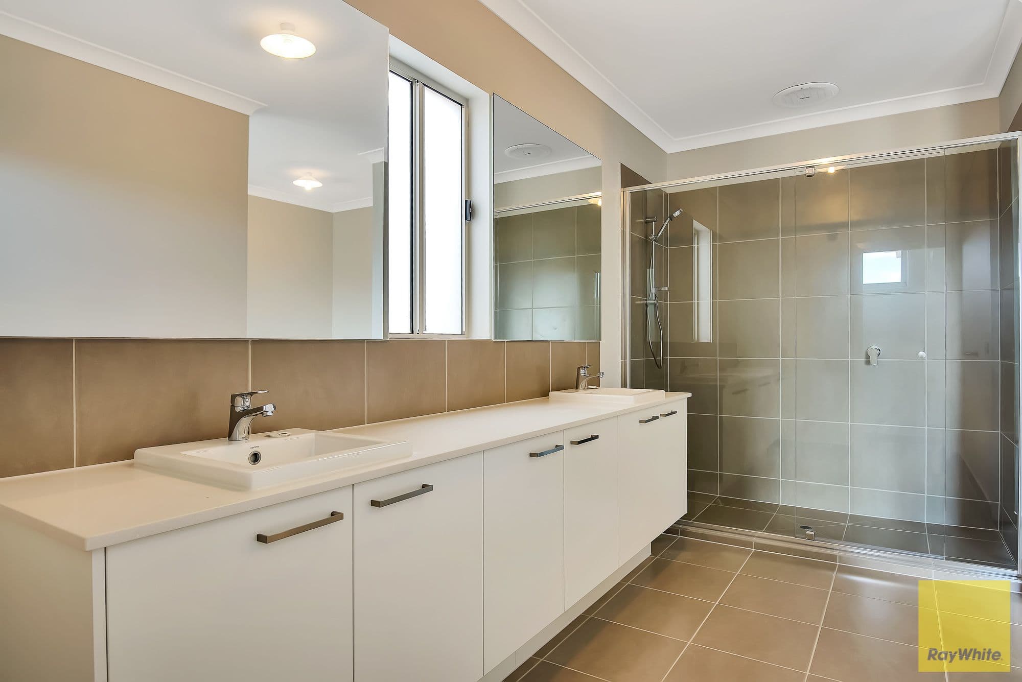 18 Madden Boulevard, Tarneit VIC 3029, Tarneit - Thumbnail 7