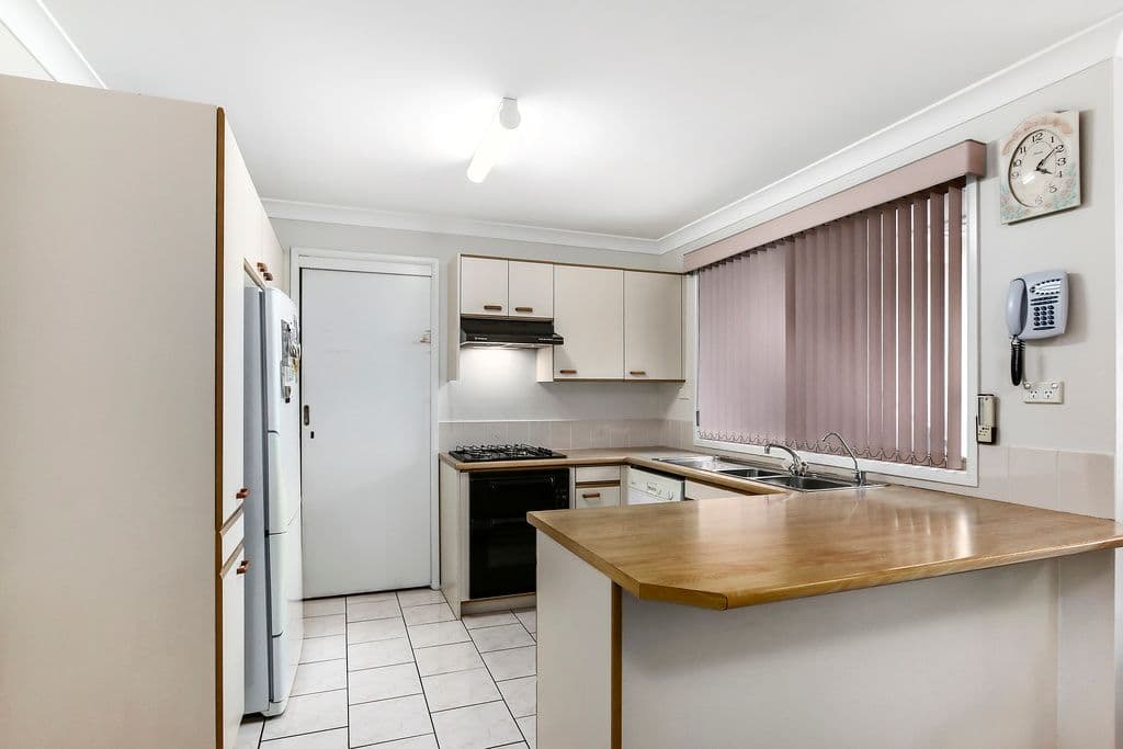 11 Bennison Road, Hinchinbrook NSW 2168, Hinchinbrook - Thumbnail 3