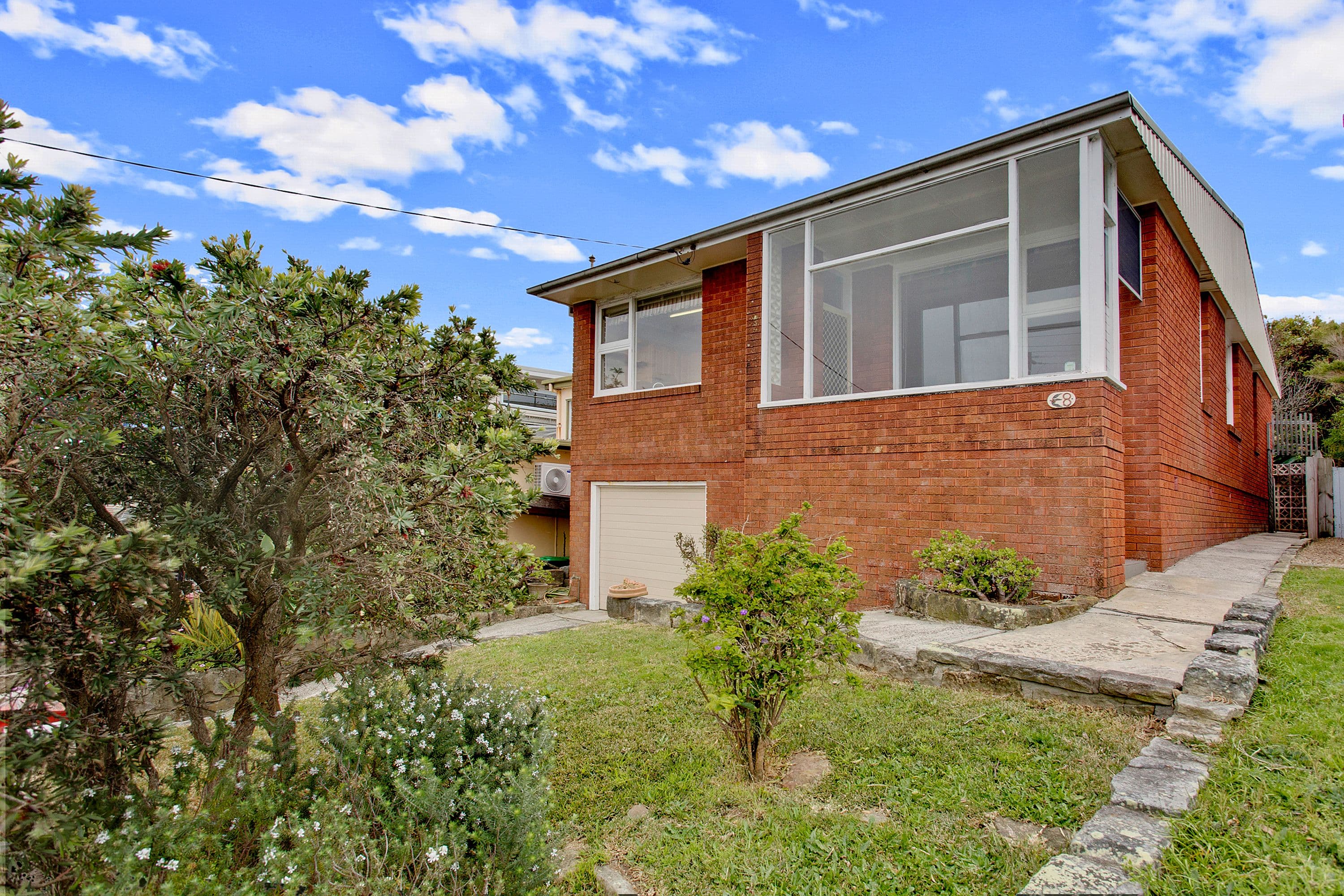 8 Austin Avenue, North Curl Curl - Image 1