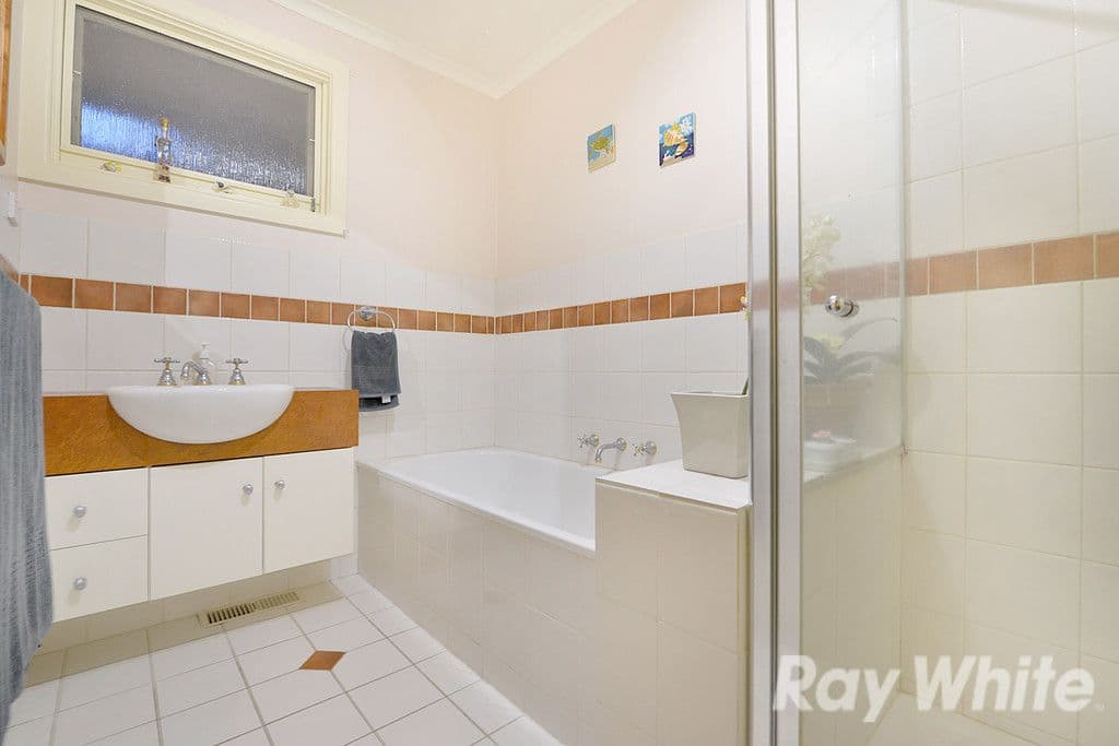 2 Stradella Avenue, Vermont South VIC 3133, Vermont South - Thumbnail 8