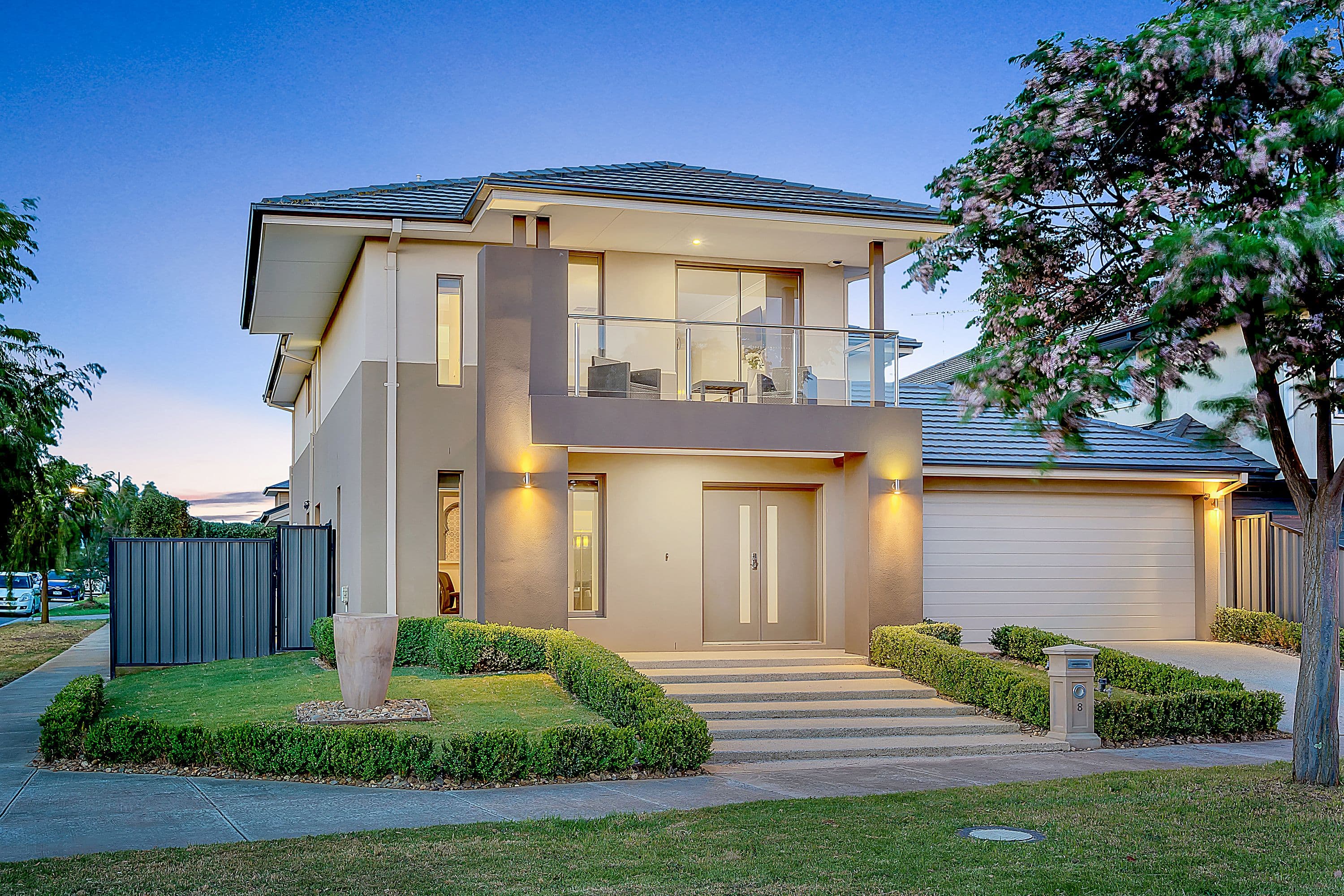 8 Gallantry Avenue, Craigieburn VIC 3064, Craigieburn - Image 1