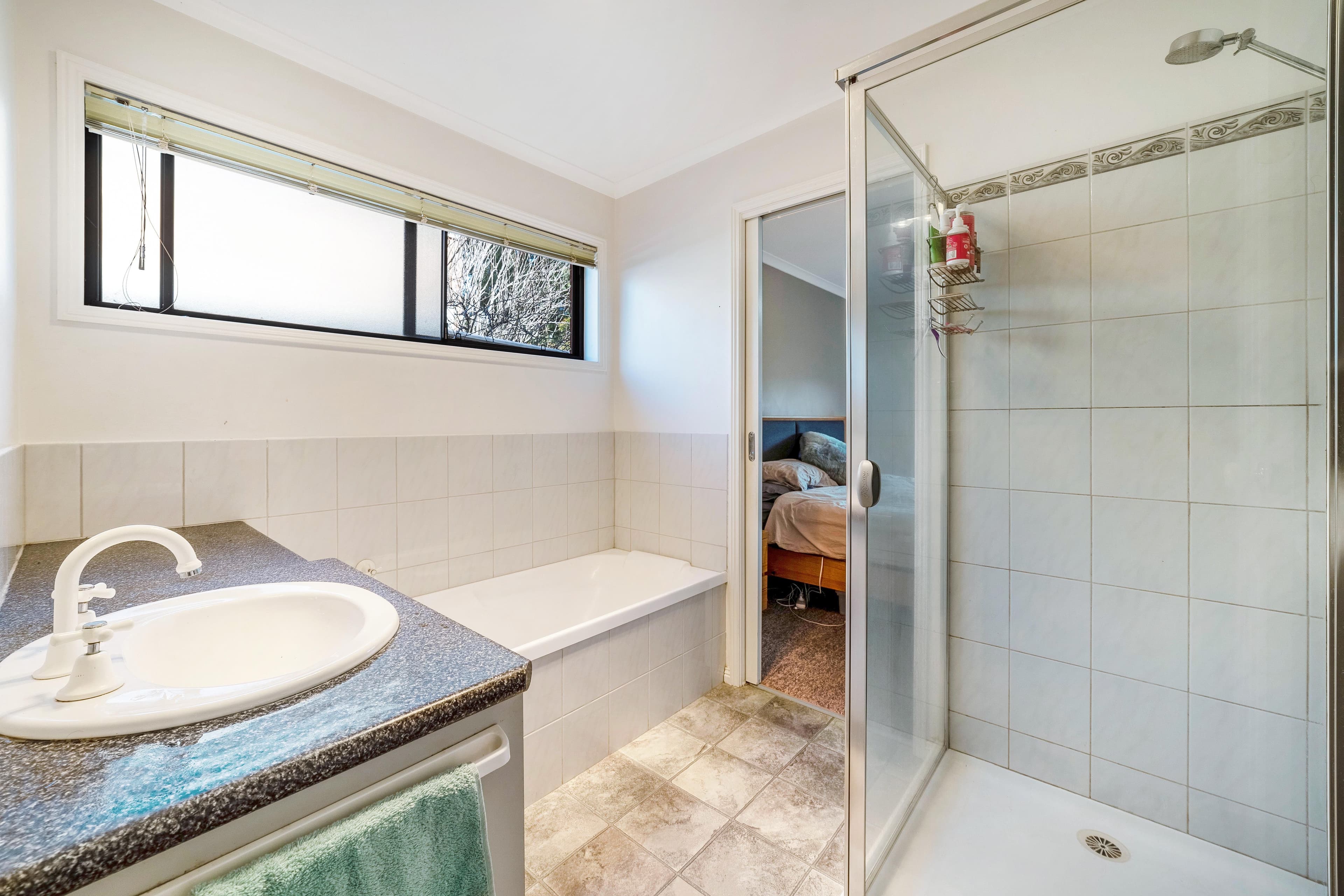 11 Goodenia Avenue, Kangaroo Flat VIC 3555, Kangaroo Flat - Thumbnail 7