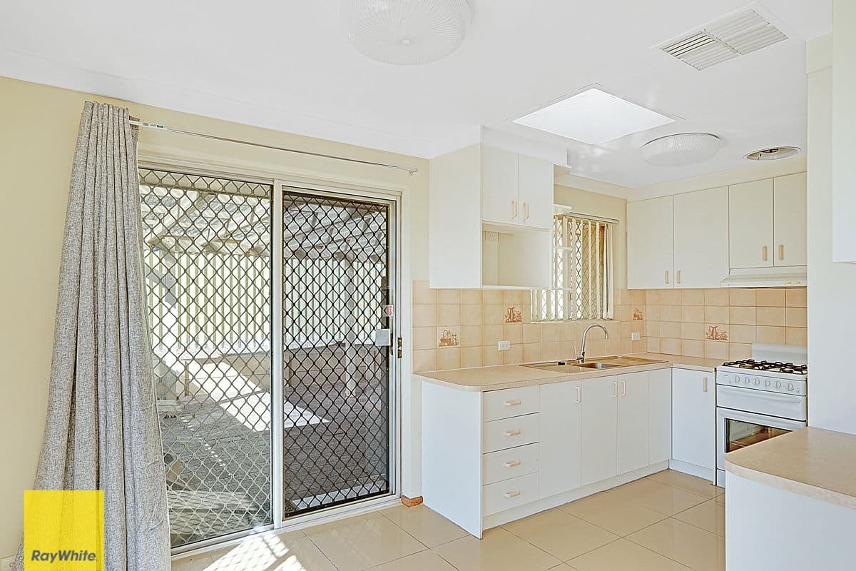 52 Curtis Way, Girrawheen WA 6064, Girrawheen - Thumbnail 5