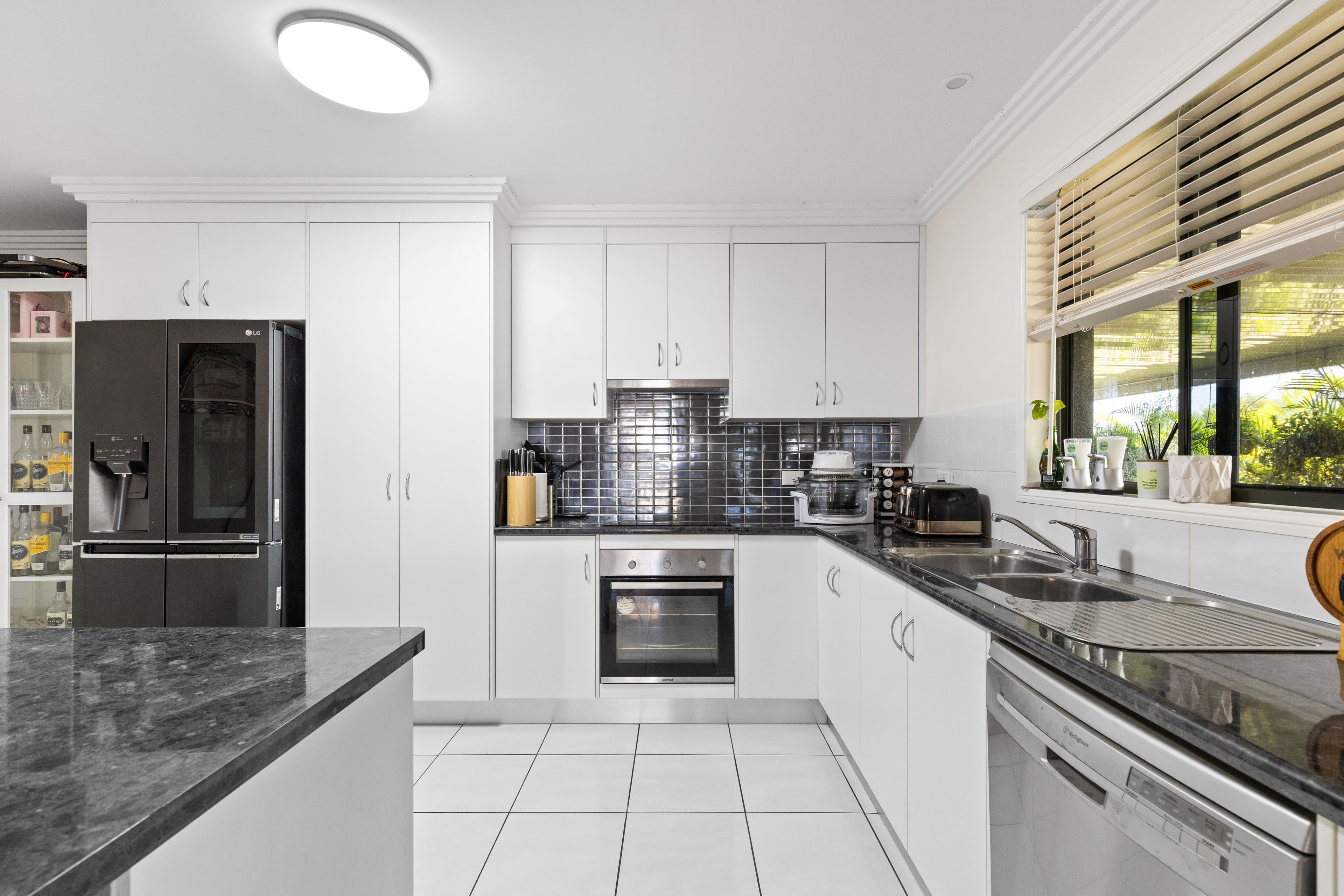 7 Blue Gum Drive, Emerald QLD 4720, Emerald - Thumbnail 4
