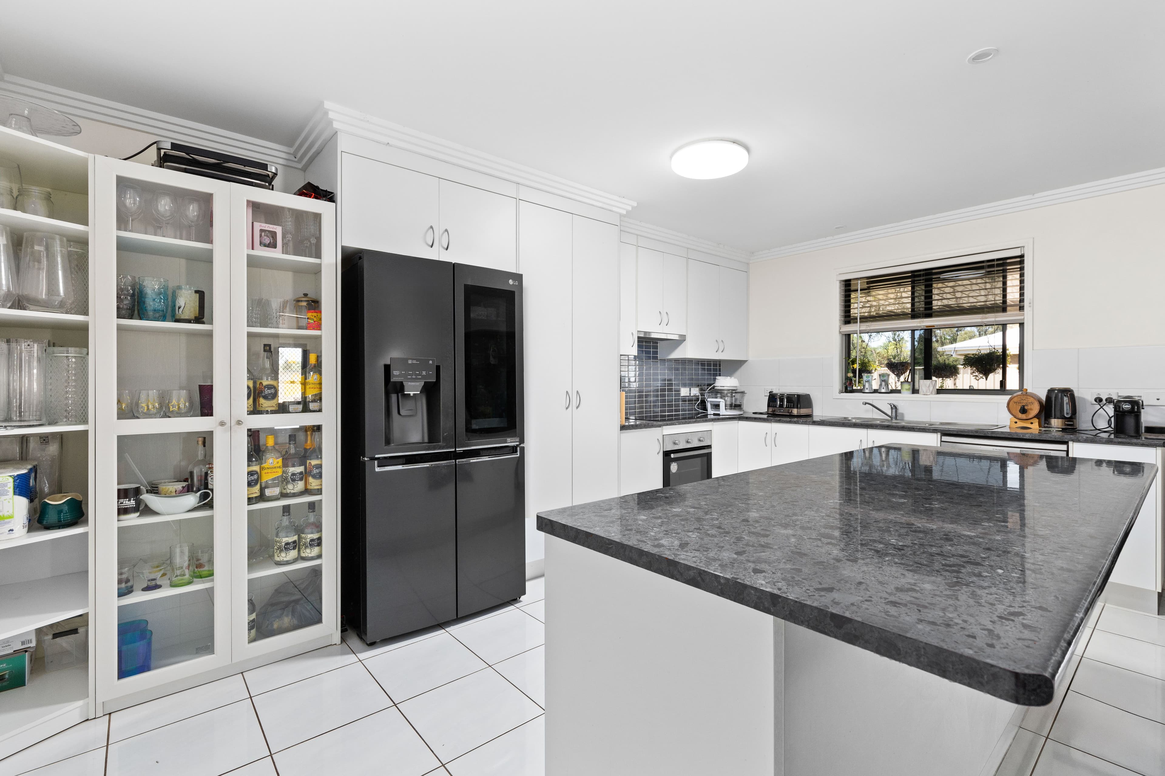 7 Blue Gum Drive, Emerald QLD 4720, Emerald - Thumbnail 5