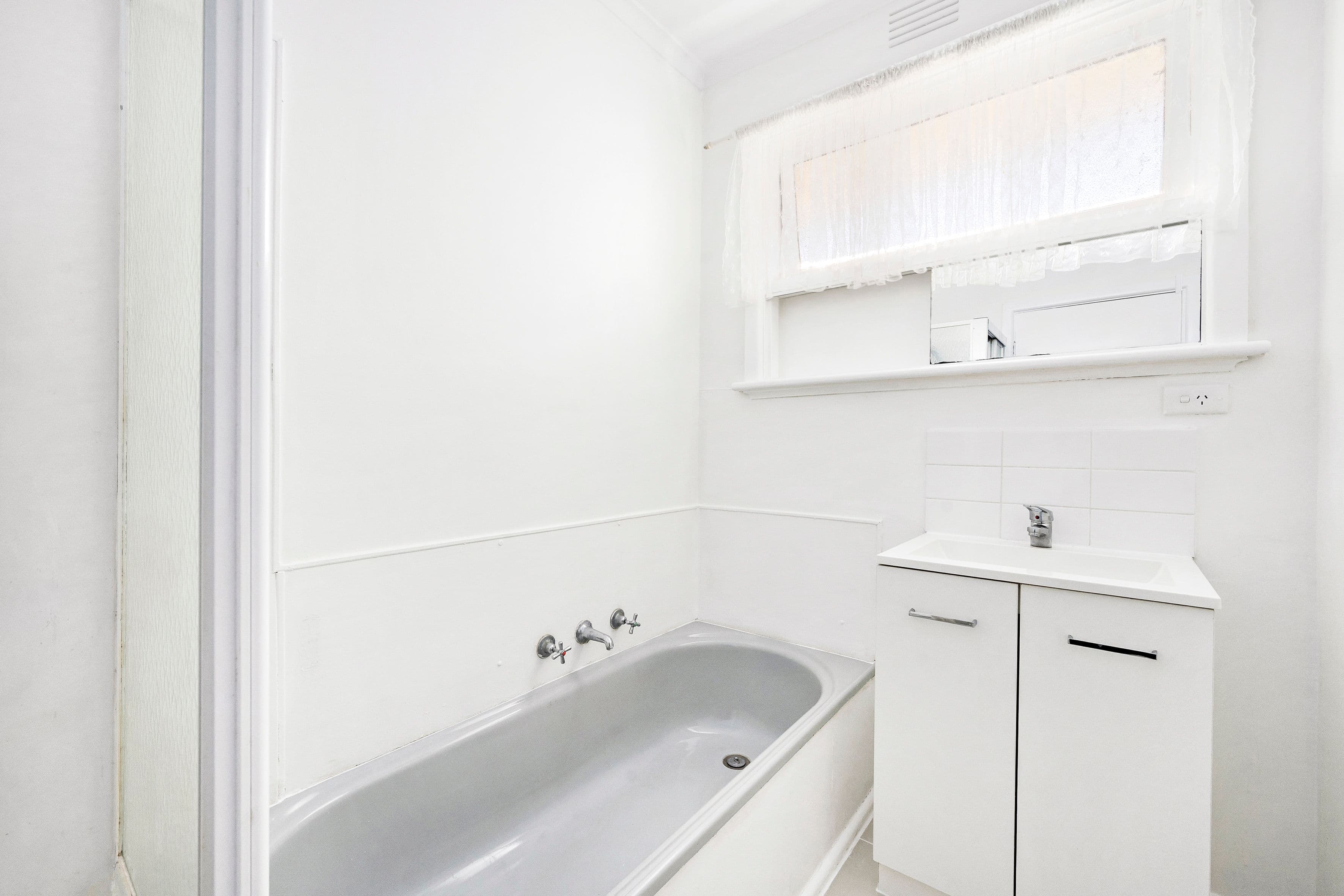4 Jennifer Street, Fawkner VIC 3060, Fawkner - Thumbnail 8