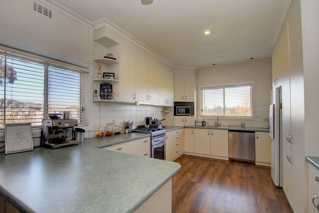 139 Montgomery Road, Yarroweyah VIC 3644, Yarroweyah - Thumbnail 2