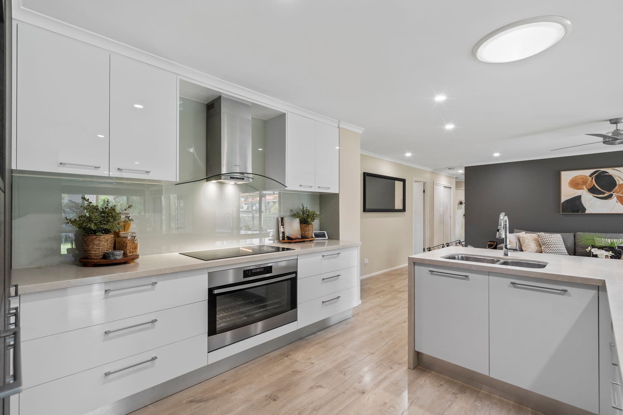 27 Inverary Place, Parkinson QLD 4115, Parkinson - Thumbnail 3