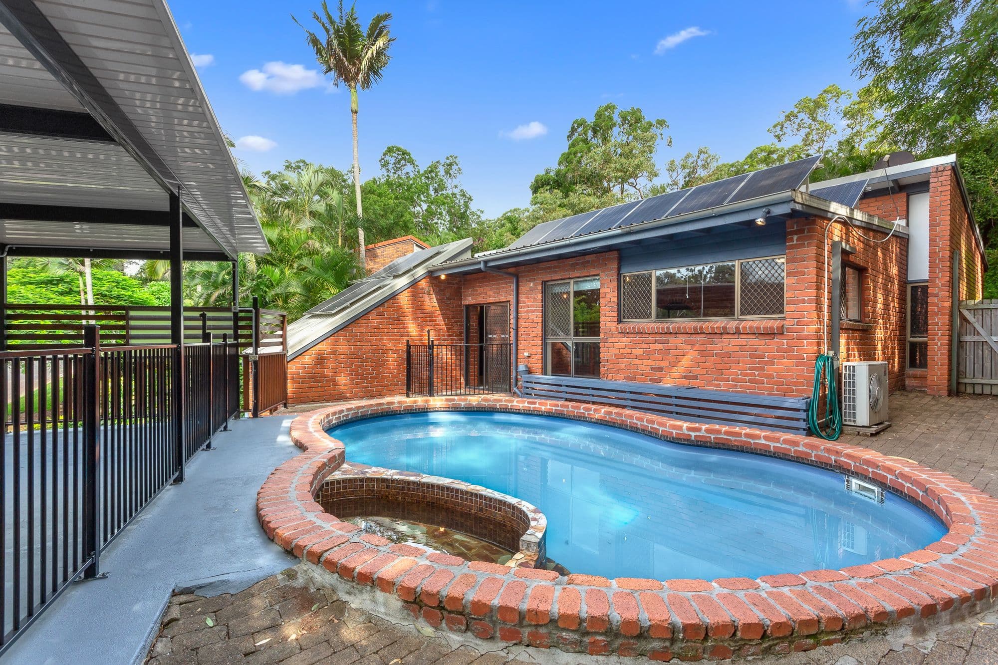 31 Gabwina Street, Fig Tree Pocket QLD 4069, Fig Tree Pocket - Thumbnail 2