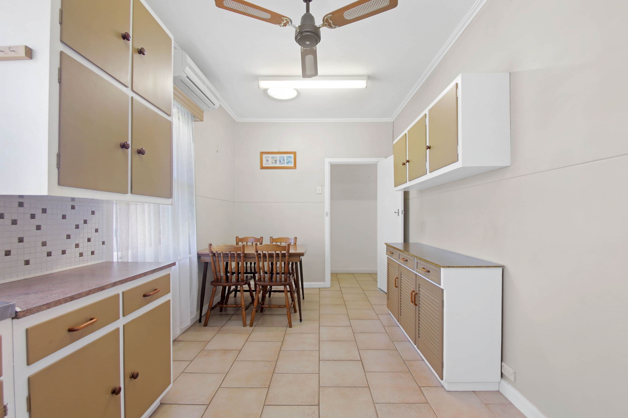 44 Kanbara Street, Flinders Park SA 5025, Flinders Park - Thumbnail 6