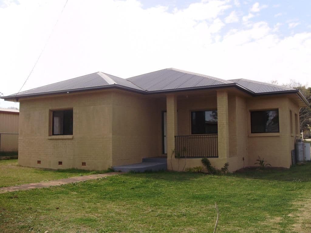 4 Moonya, KINGAROY QLD 4610, Kingaroy - Image 1