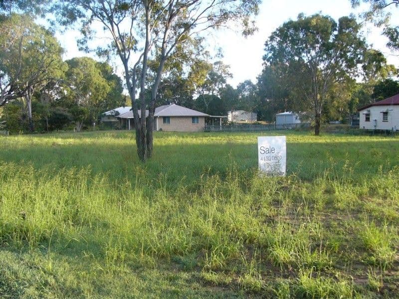 10 Ohlaf Street, MOORE PARK BEACH QLD 4670, Moore Park Beach - Thumbnail 2