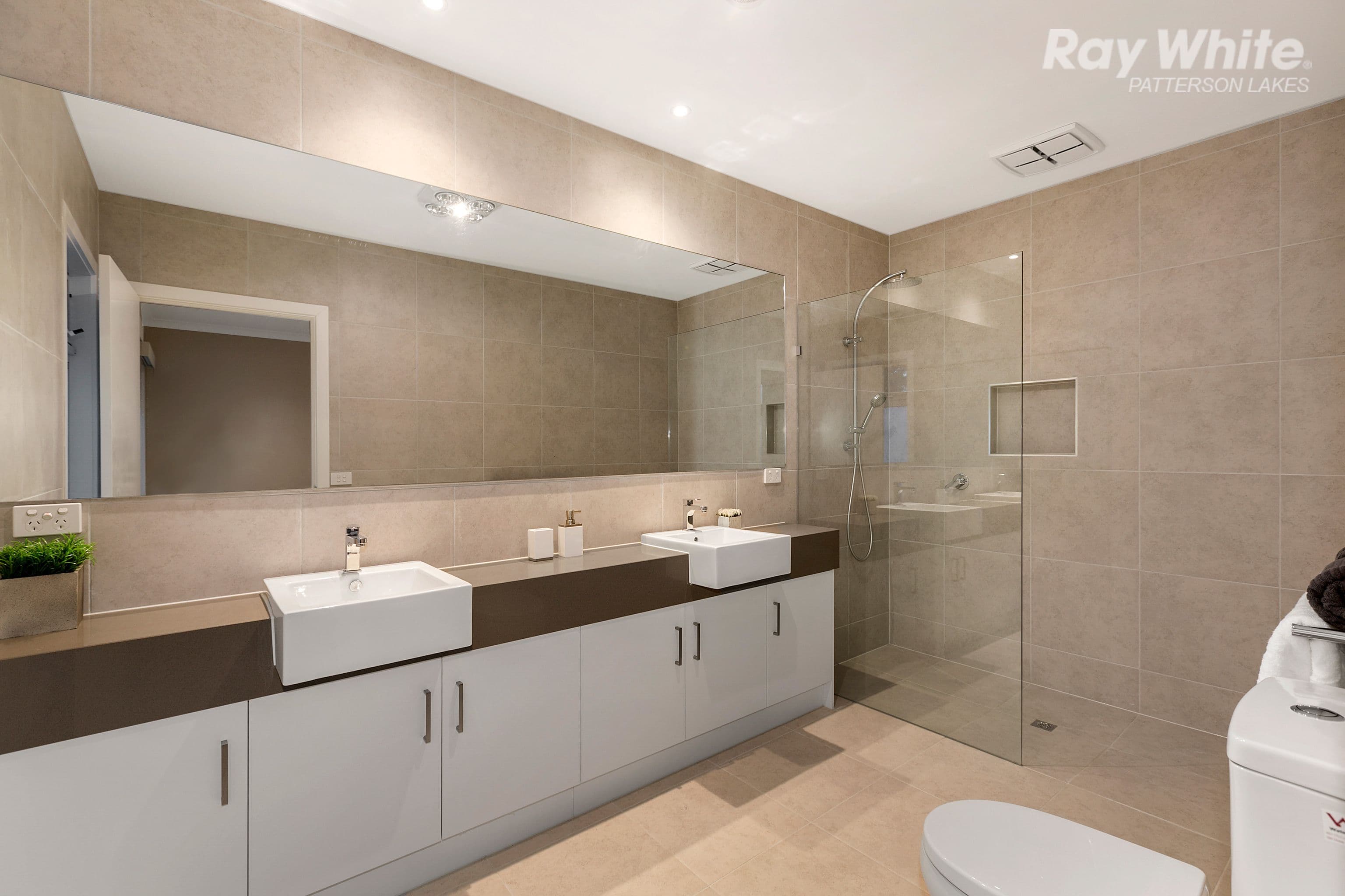 70 Rae Avenue, Edithvale VIC 3196, Edithvale - Thumbnail 8