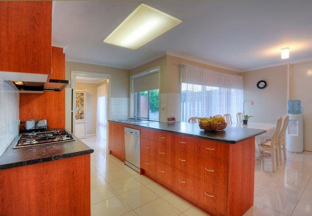 36 Anstey Avenue, RESERVOIR VIC 3073, Reservoir - Thumbnail 2