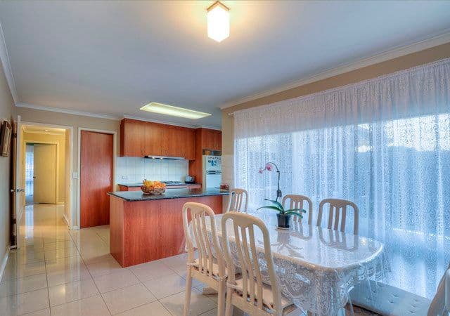 36 Anstey Avenue, RESERVOIR VIC 3073, Reservoir - Thumbnail 4