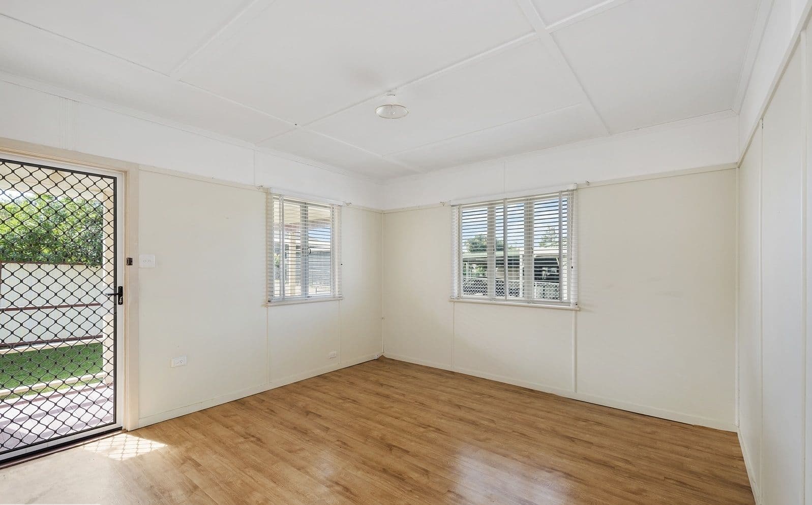 11 Speight Street, Brighton QLD 4017, Brighton - Thumbnail 4