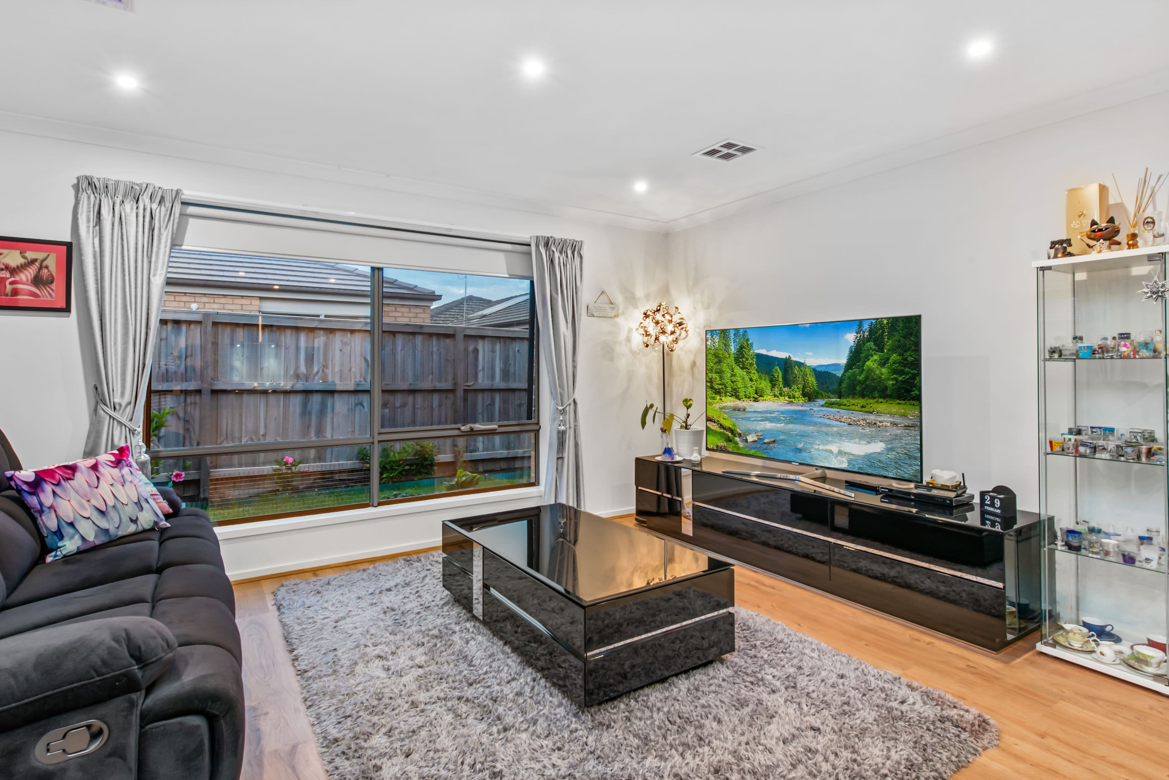 11 Ascot Park Drive, Pakenham VIC 3810, Pakenham - Thumbnail 2