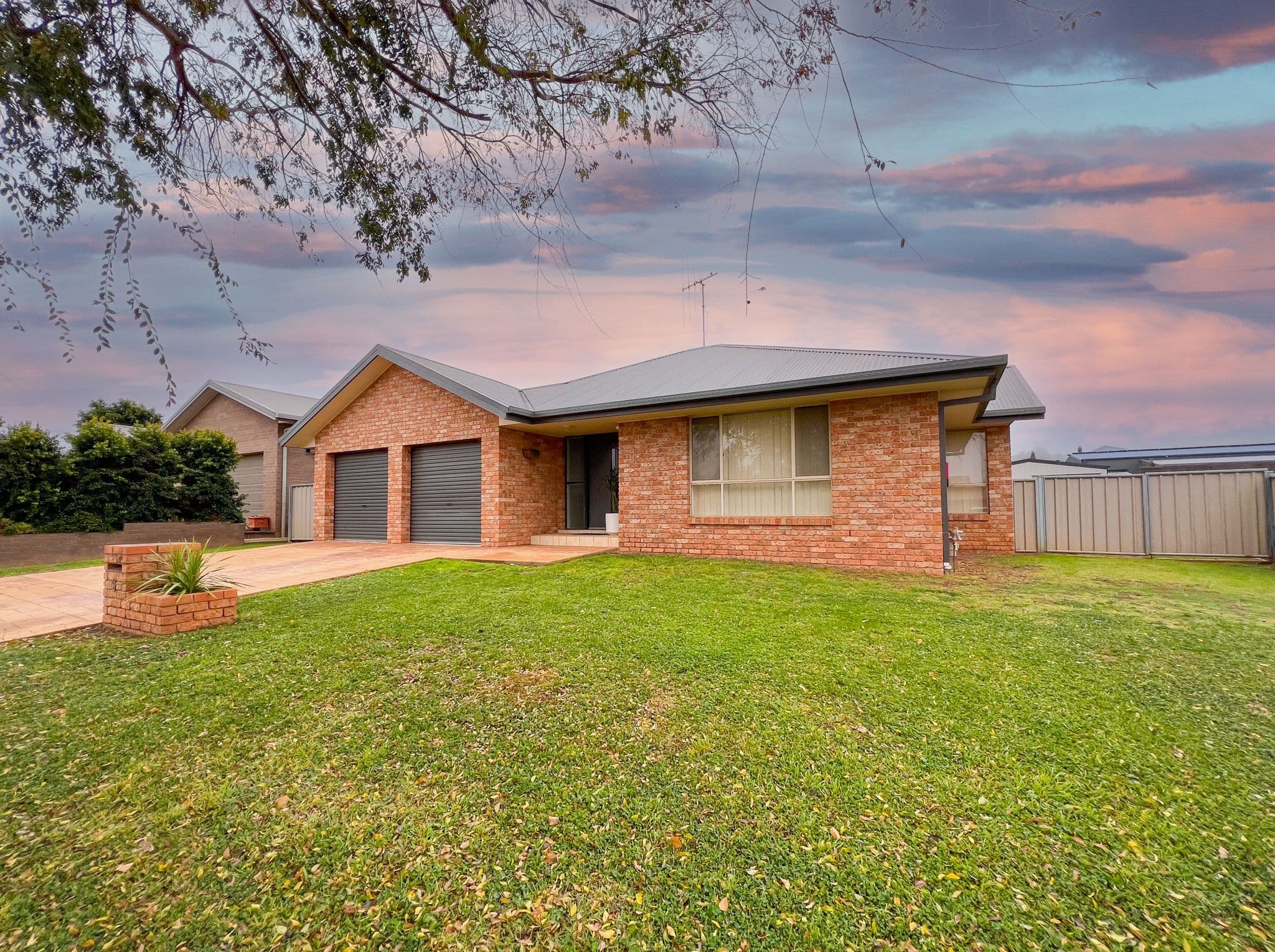 9 Noonan Street, Parkes NSW 2870, Parkes - Thumbnail 2