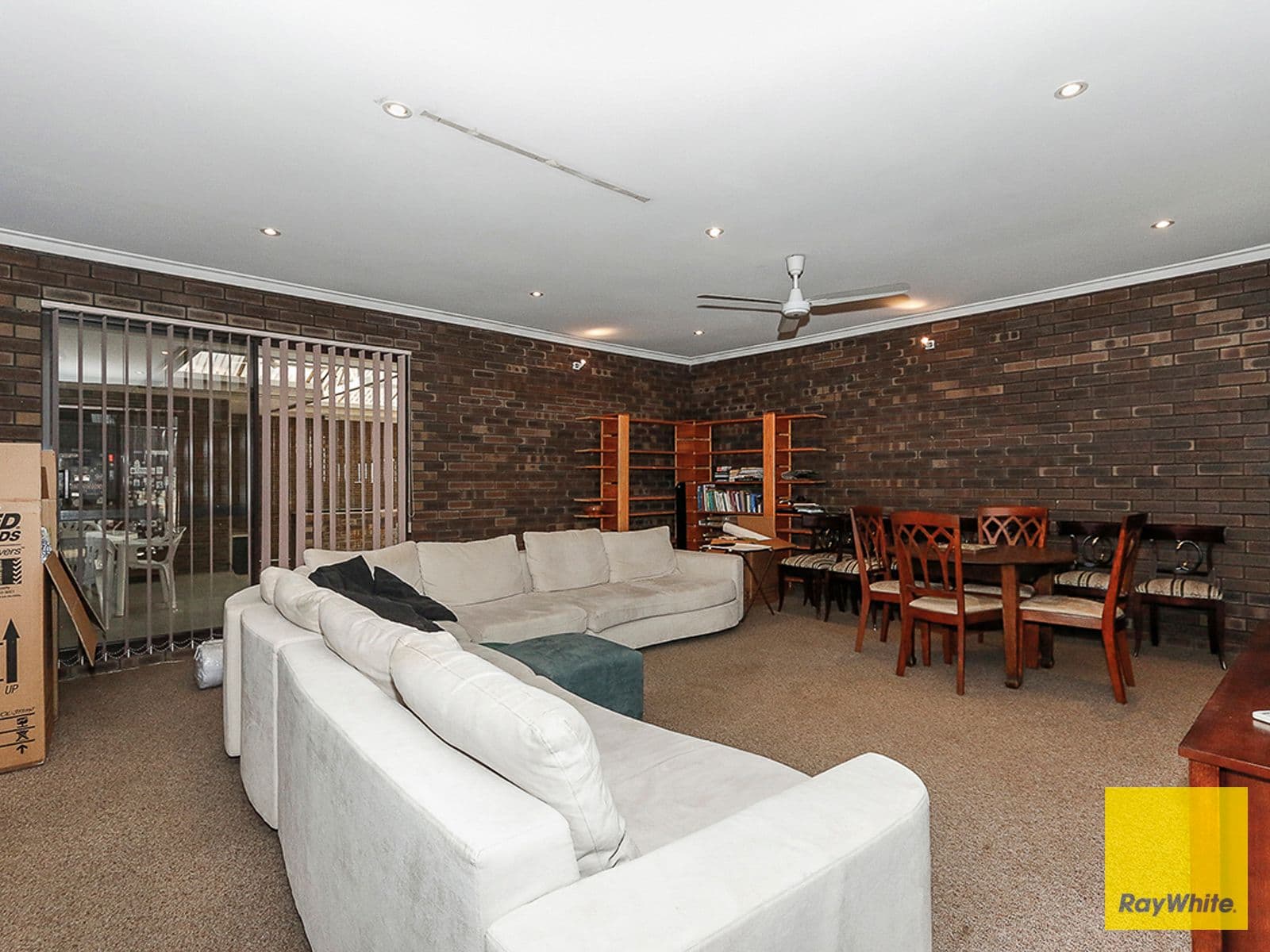 86 Granadilla Street, Duncraig WA 6023, Duncraig - Thumbnail 2