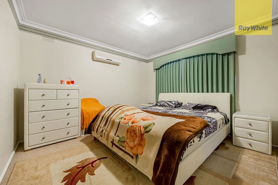 16 Riversdale Street, Craigieburn VIC 3064, Craigieburn - Thumbnail 5