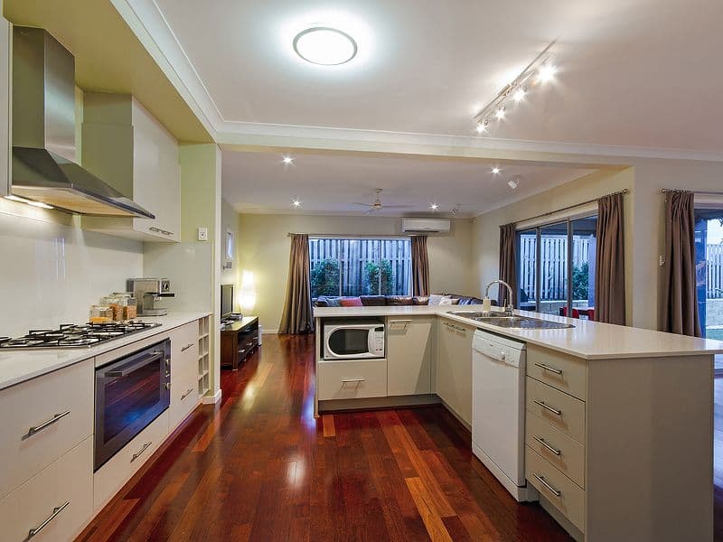38 Azzurra Drive, VARSITY LAKES QLD 4227, Varsity Lakes - Thumbnail 2