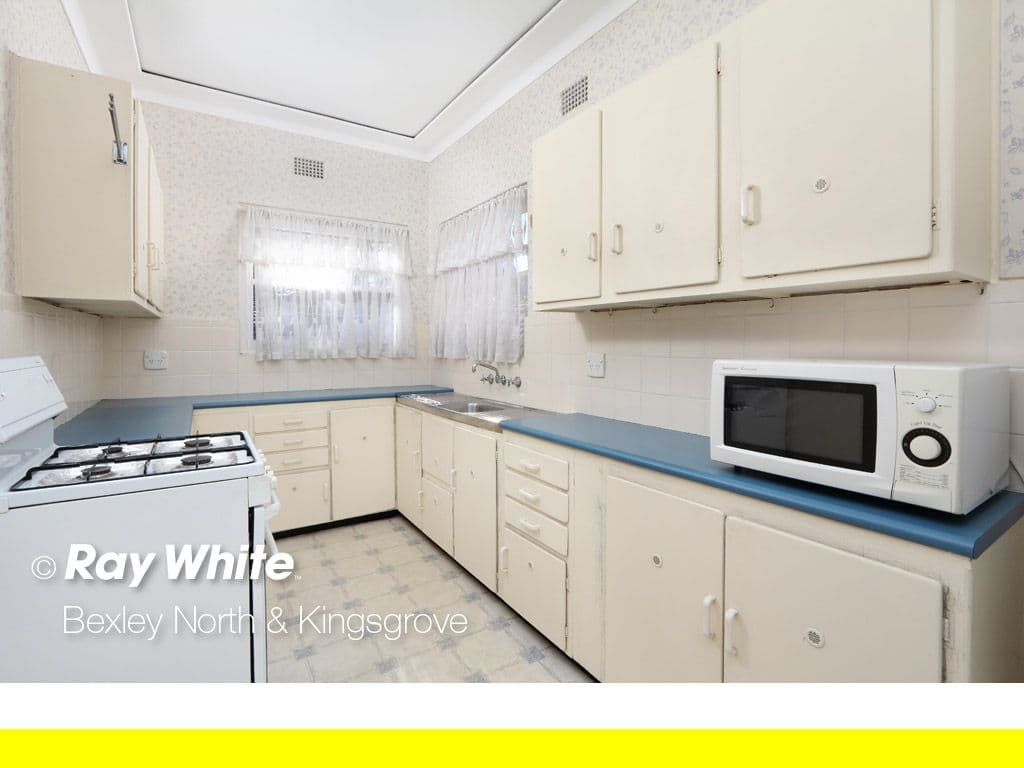 16 Nichols Avenue, Beverly Hills NSW 2209, Beverly Hills - Thumbnail 2