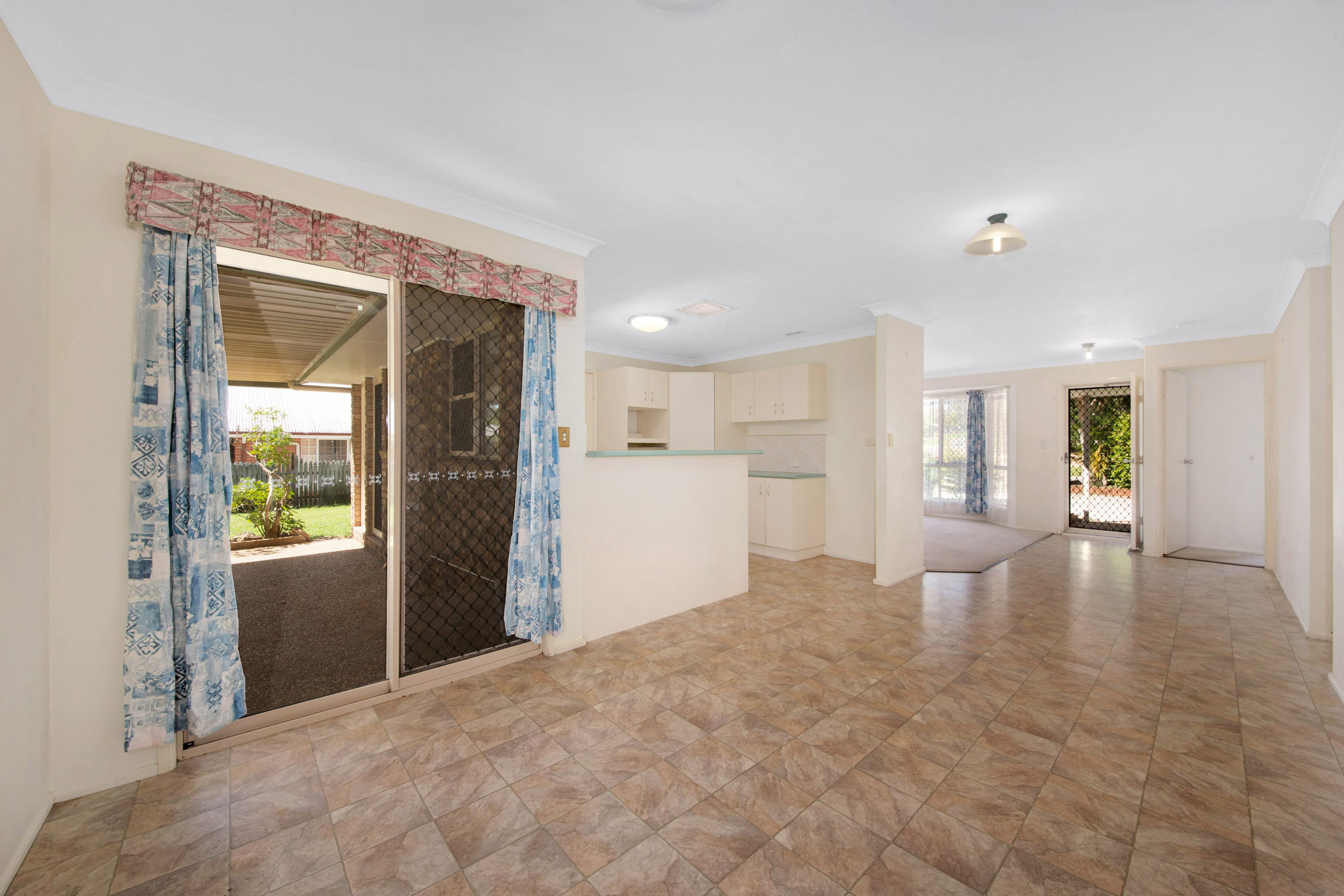 7 Hamilton Drive, Clinton QLD 4680, Clinton - Thumbnail 4