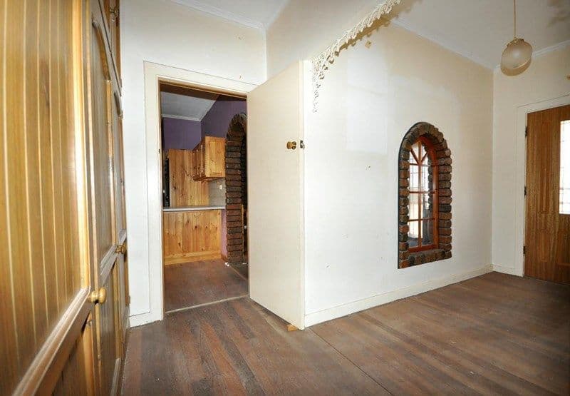 32 Douglas Street, Port Augusta SA 5700, Port Augusta - Thumbnail 2