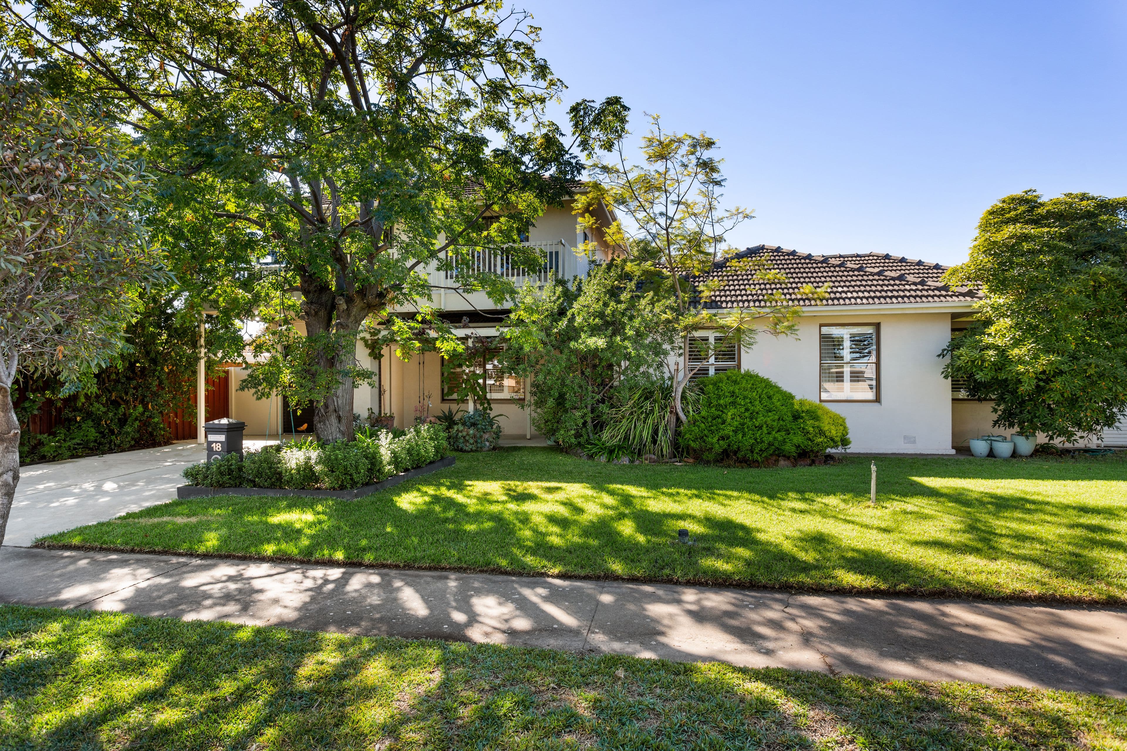 18 Duntroon Crescent, Taperoo SA 5017, Taperoo - Image 1
