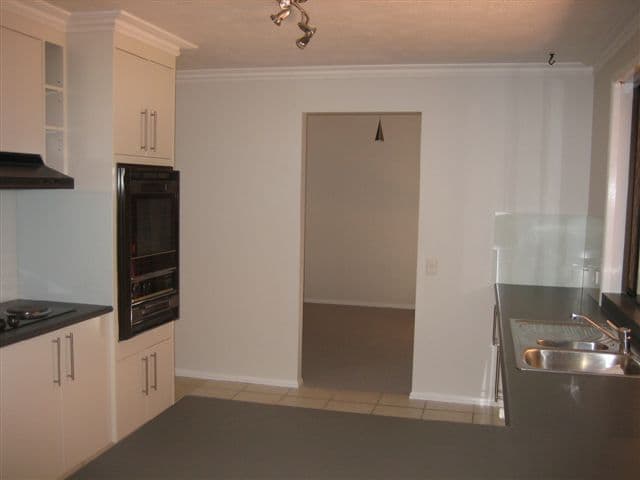 266 Ron Penhaligon Way, ROBINA QLD 4226, Robina - Thumbnail 4