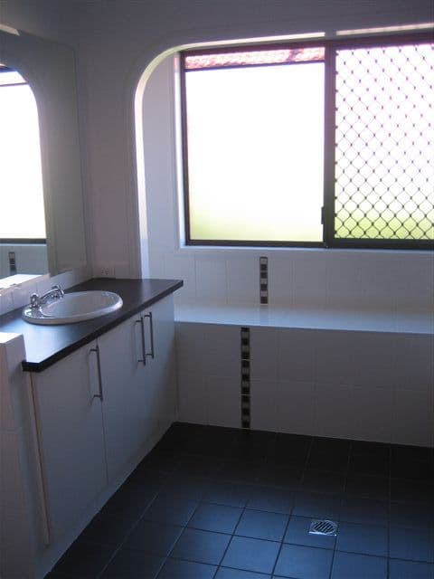 266 Ron Penhaligon Way, ROBINA QLD 4226, Robina - Thumbnail 7