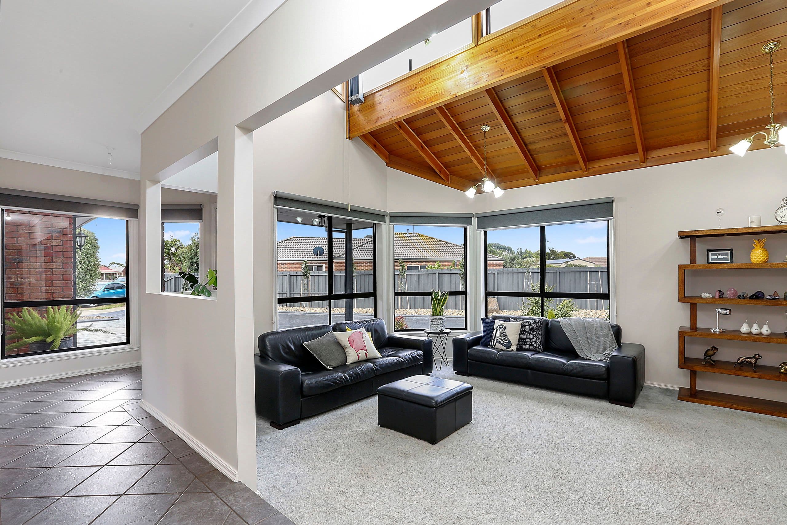 15 Ingrid Place, Lara VIC 3212, Lara - Thumbnail 2