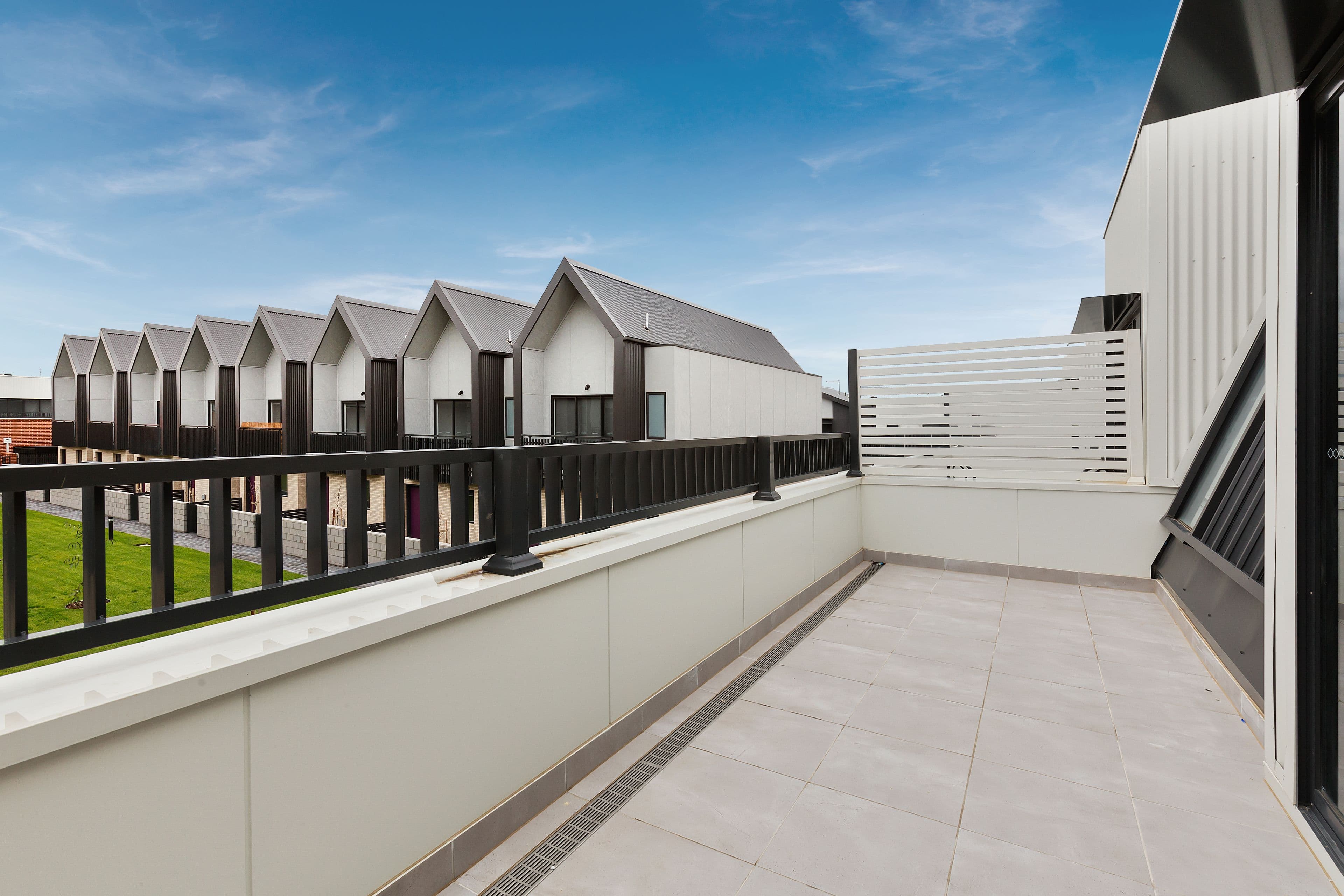 8 Patena Walk, Pakenham VIC 3810, Pakenham - Thumbnail 7