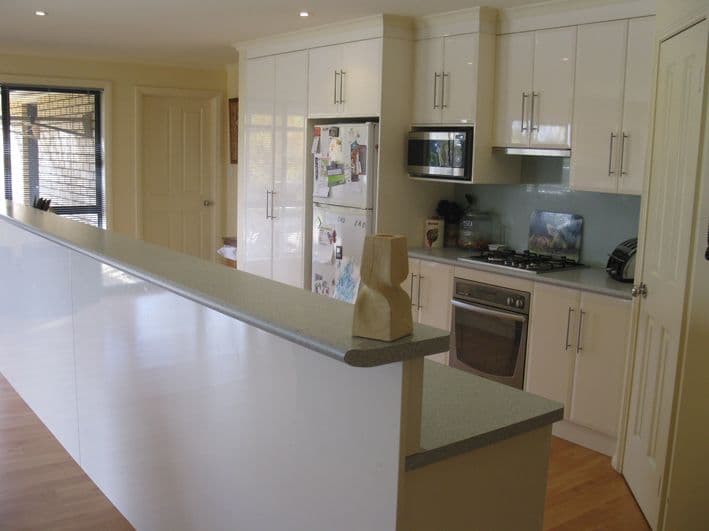 19 Turnbull Drive, MOUNT GAMBIER SA 5290, Mount Gambier - Thumbnail 2