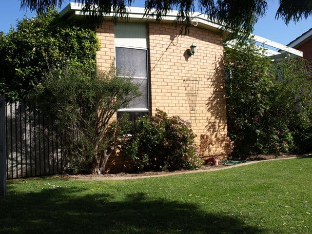 37 Fairfax Avenue, WARRNAMBOOL VIC 3280, Warrnambool - Thumbnail 2