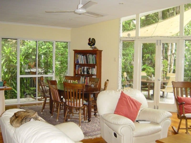15 Hazelmere Parade, SHERWOOD QLD 4075, Sherwood - Thumbnail 2