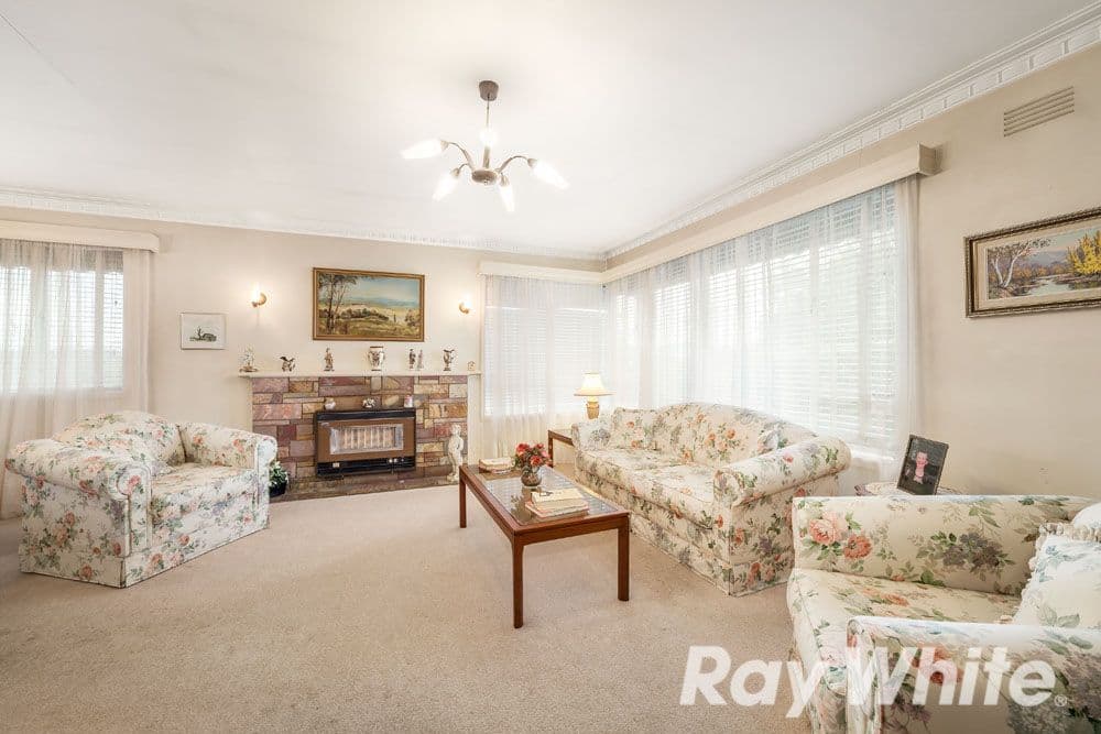 52 Torbay Street, Macleod VIC 3085, Macleod - Thumbnail 2
