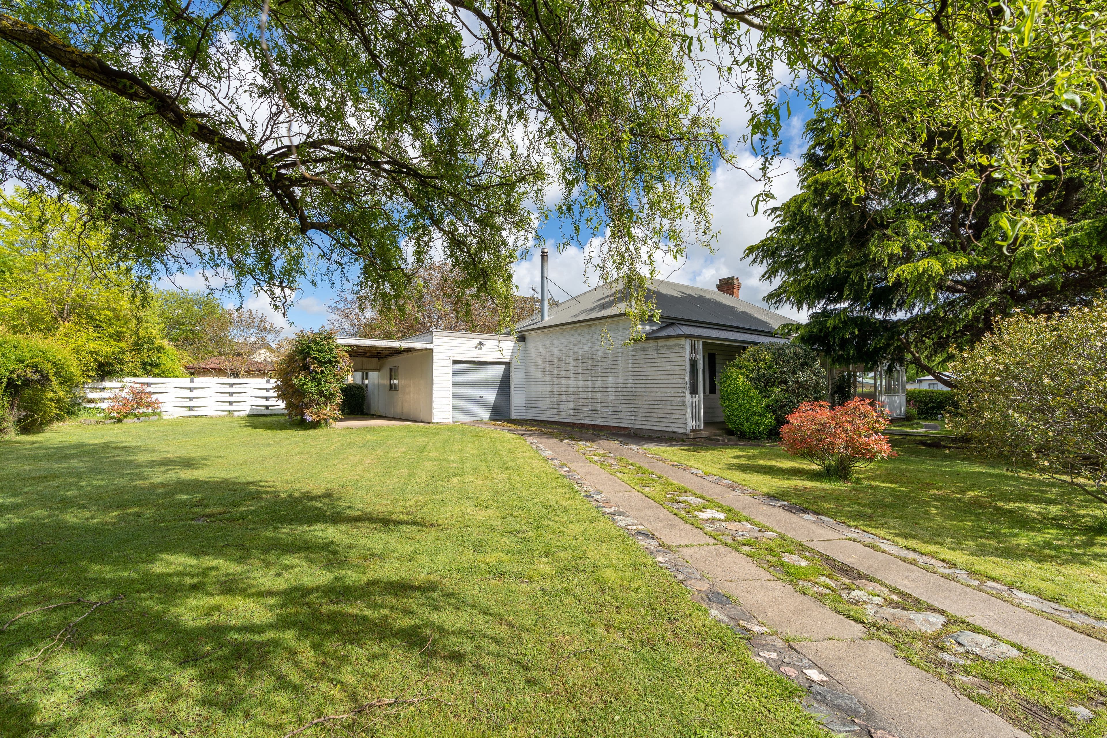 15 Osman Street, Blayney NSW 2799, Blayney - Thumbnail 2