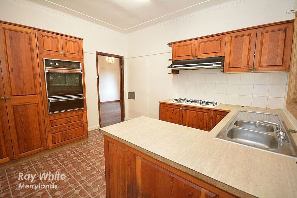 127 Rawson Road, Guildford - Thumbnail 2