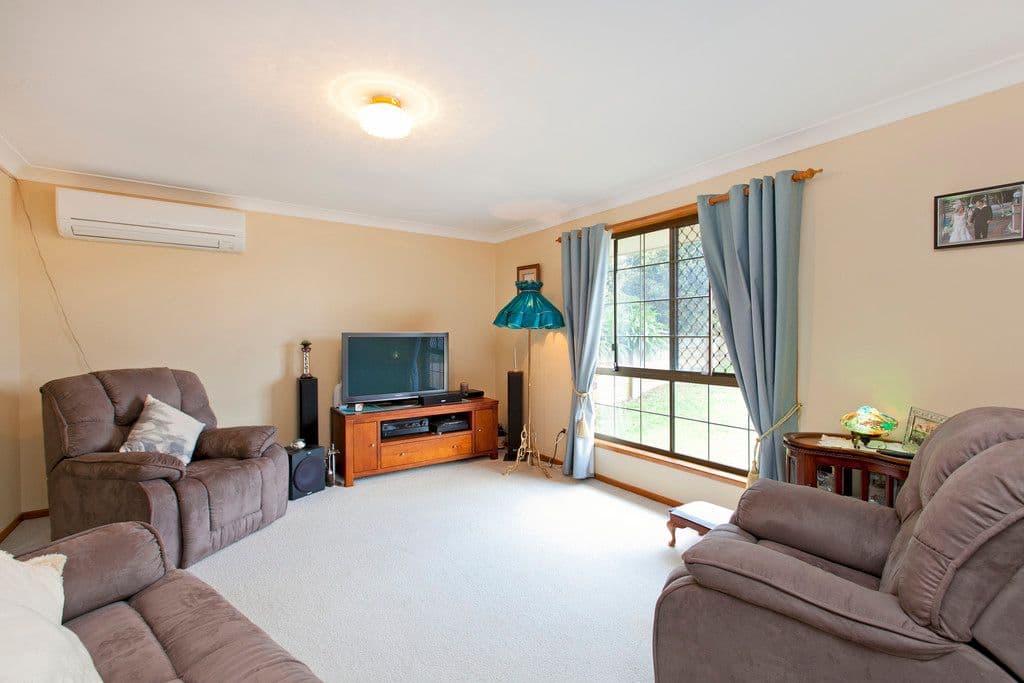 8 Law Place, ALEXANDRA HILLS QLD 4161, Alexandra Hills - Thumbnail 2